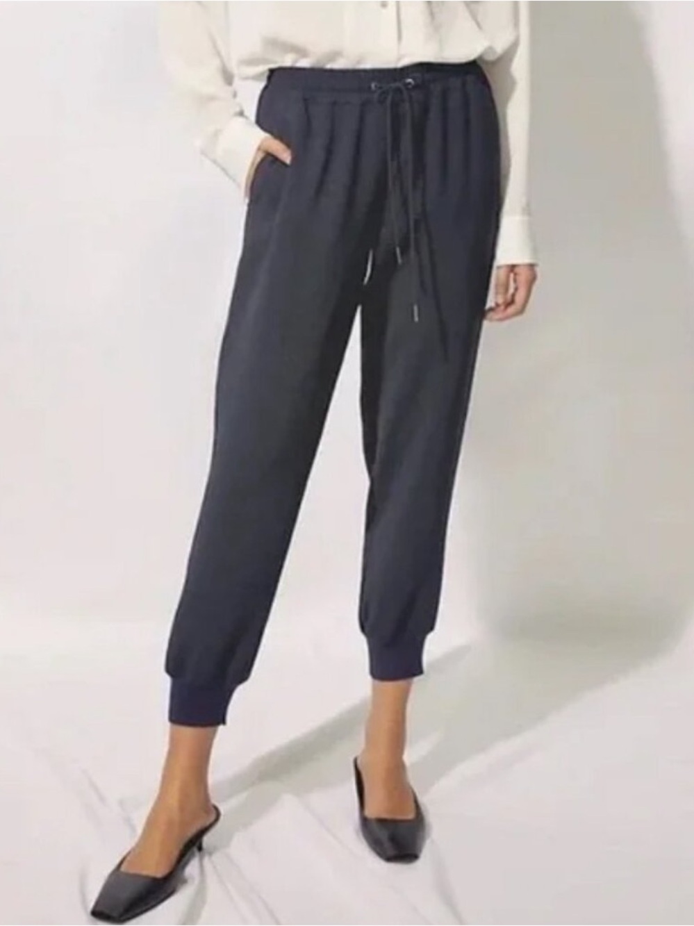 Aritzia Wilfred Buffon Crepe Jogger Neutral Minimalist Gray XS
